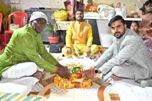 Tilak and Bariksha pujan by pandit rajan shastri at lucknow