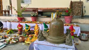 Rudrabhishek performed by pandit bijnesh shastri at lucknow